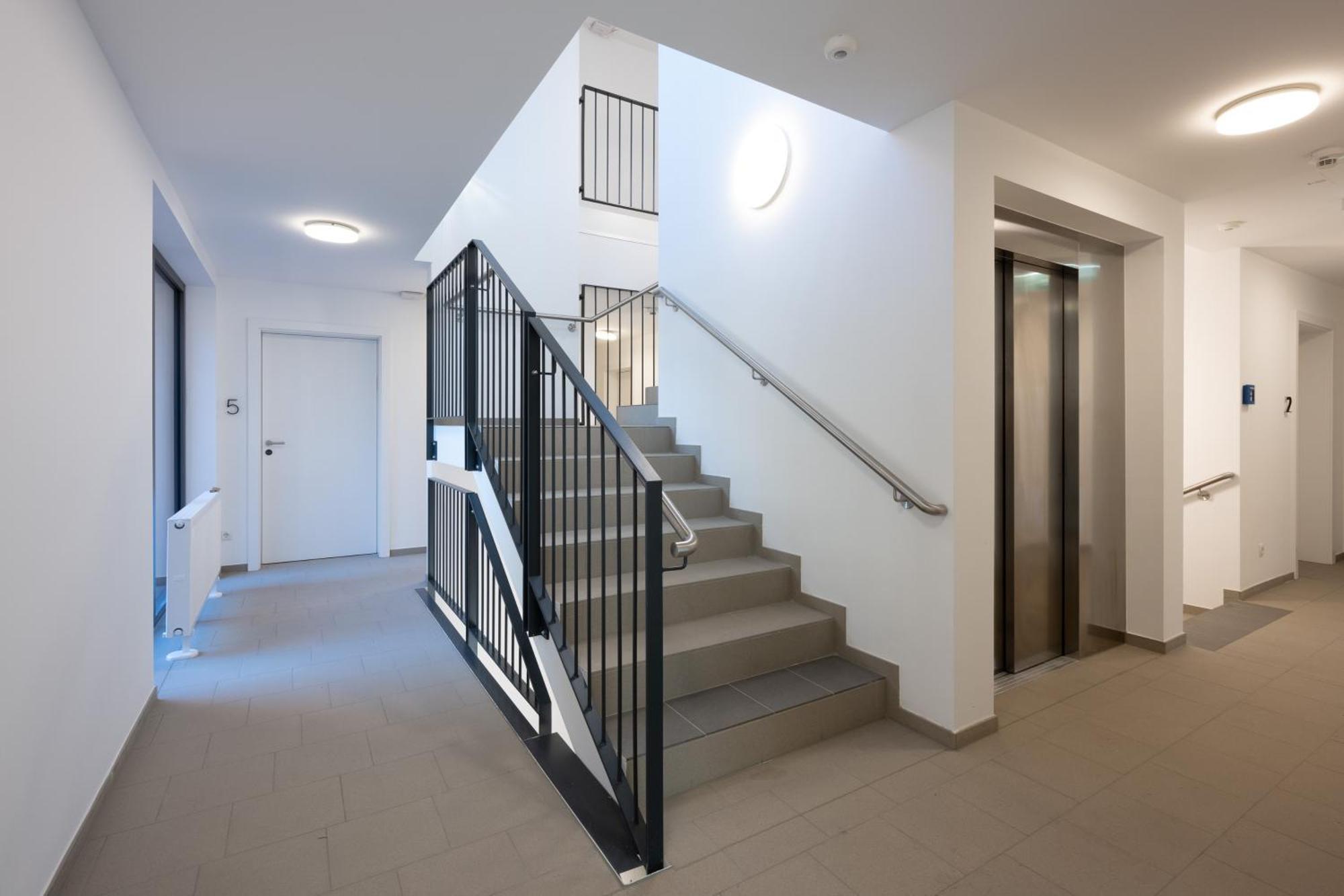 Arbio I Urbanstay Serviced Studios & Apartments Graz Bagian luar foto